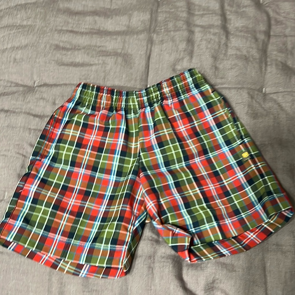 Dennis uniform shorts boys size Y4